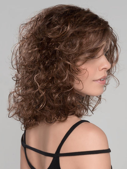 STORYVILLE by ELLEN WILLE in HOT MOCCA ROOTED 830.27.33 | Medium Brown, Light Auburn, Dark Strawberry Blonde, and Dark Auburn Blend with Shaded Roots