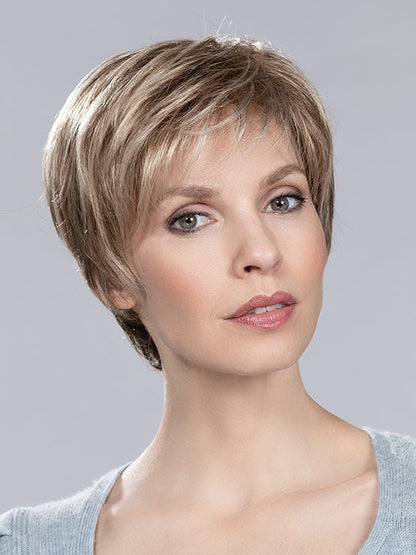 CARA 100 DELUXE by ELLEN WILLE in DARK SAND MIX 14.26.12 | Medium Ash Blonde, Light Golden Blonde, and Lightest Brown Blend