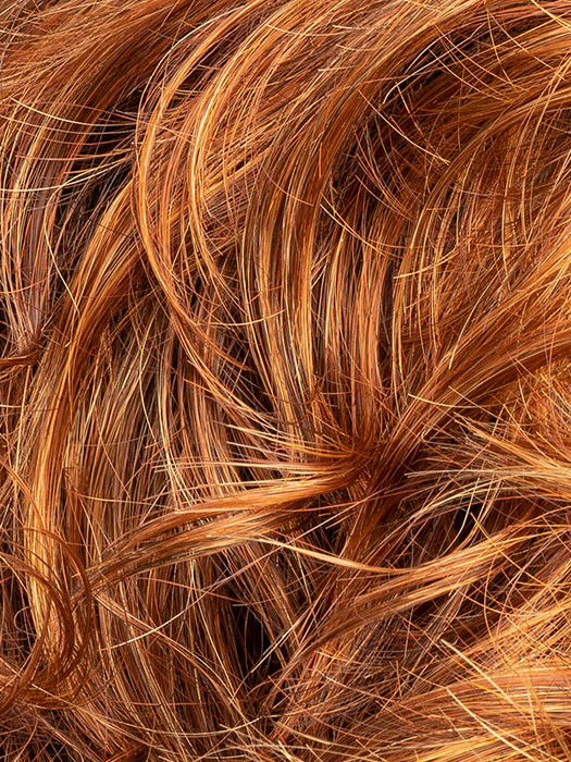 SAFRAN RED ROOTED 29.28.33.130 | Dark Copper Red, Copper Red, and Light Copper Red Blend with Dark Auburn Roots