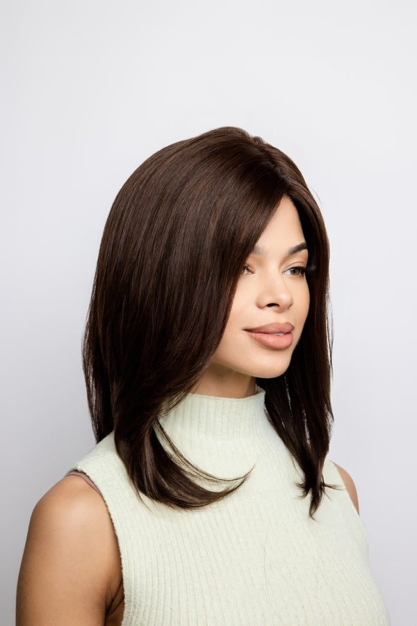Amore Oakly Wig - 8716
