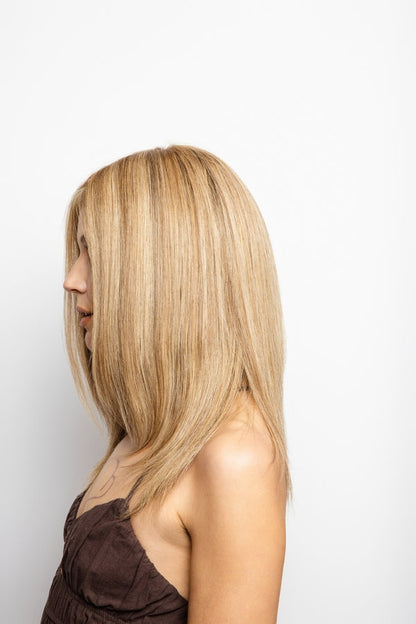 Amore Oakly Wig - 8716