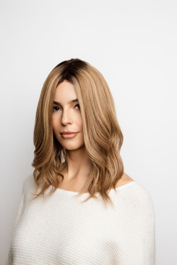Amore Oakly Wig - 8716