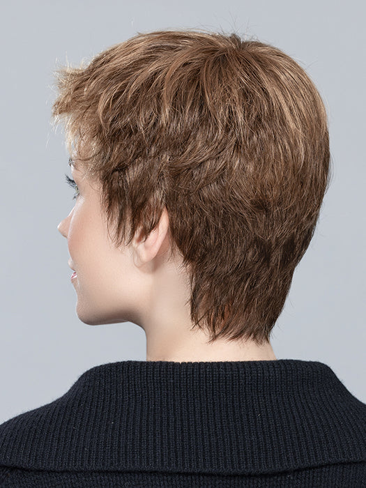 RISK LARGE by ELLEN WILLE in MOCCA LIGHTED 830.31.19 | Medium Brown Blended with Light Auburn and Light Reddish Auburn with Light Honey Blonde with Highlights Throughout and Concentrated in the Front