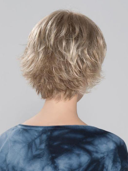 DATE MONO by ELLEN WILLE in CHAMPAGNE ROOTED 24.22.14 | Lightest Ash Blonde and Light Neutral Blonde with Medium Ash Blonde Blend and Shaded Roots
