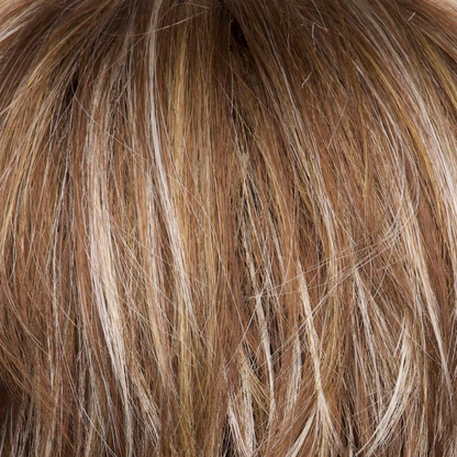 NM Icy Oak-SR  -  A warm medium brown base mixed with golden blond. The white gold highlights and soft shadowed root effect crate a beautiful color tone.